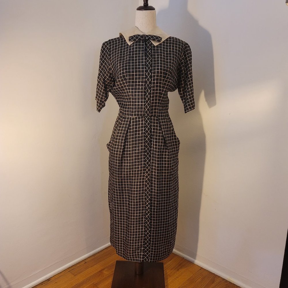 Vintage checked black and beige midi dress 4/6US